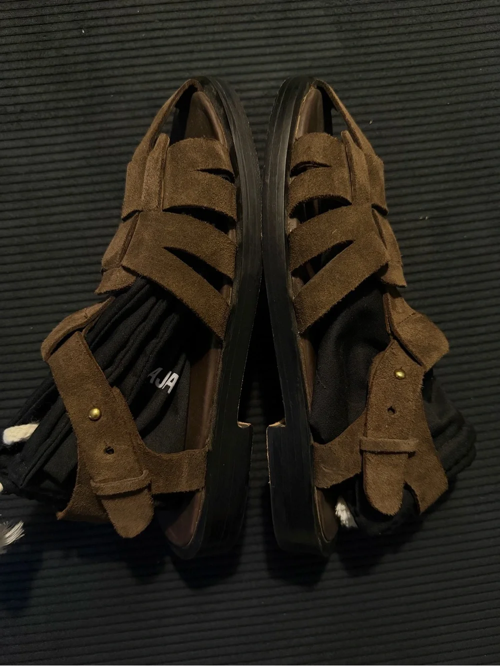 Saja Brown Cow Suede Fisherman Sandal sz 39 fit like 38
